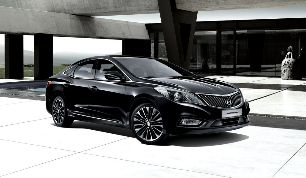 HYUNDAI AZERA 1:24