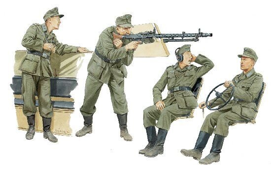 German Haltrack crewmen