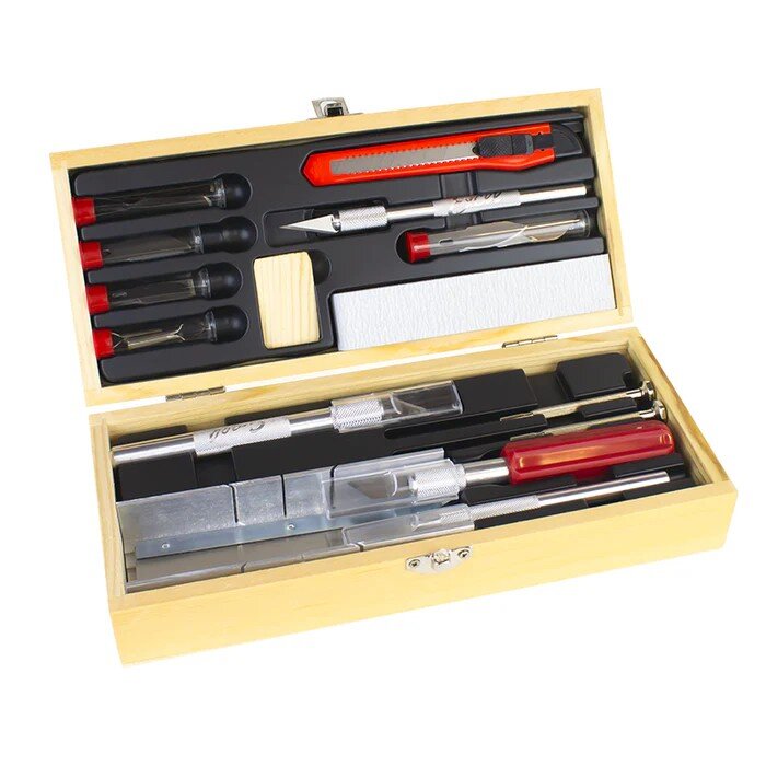 Deluxe Knife & Tool Set