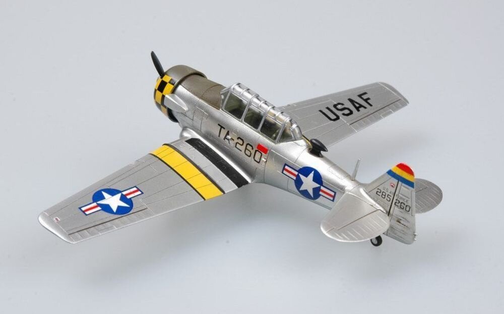 AM.T-6G TEXAN 1:72