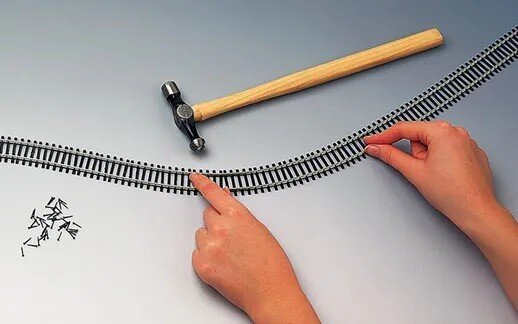 Semi-Flexible Track (915mm)