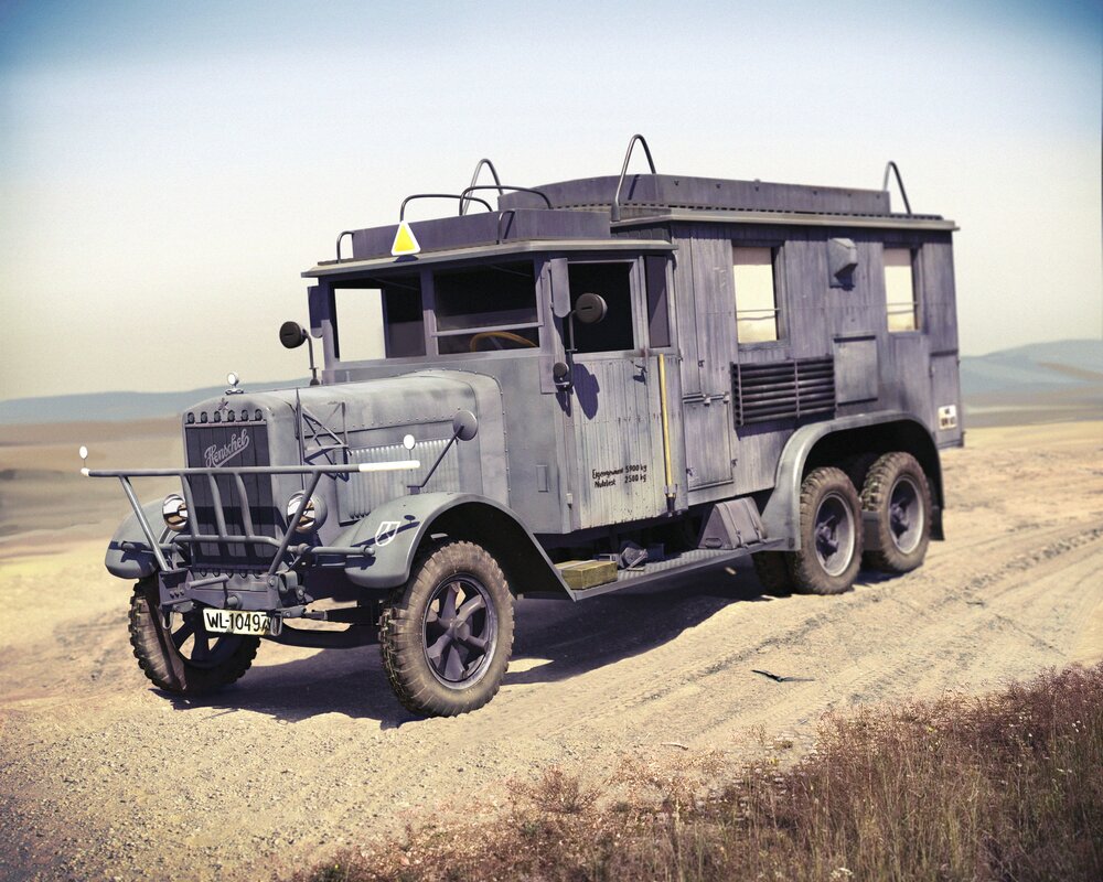 HS33D1 KFZ.72 RADIO 1:35