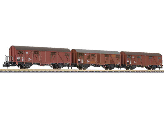 3-unit set, closed wagon, Gbs 253, 1 with and 2 without platform, Ep.IV