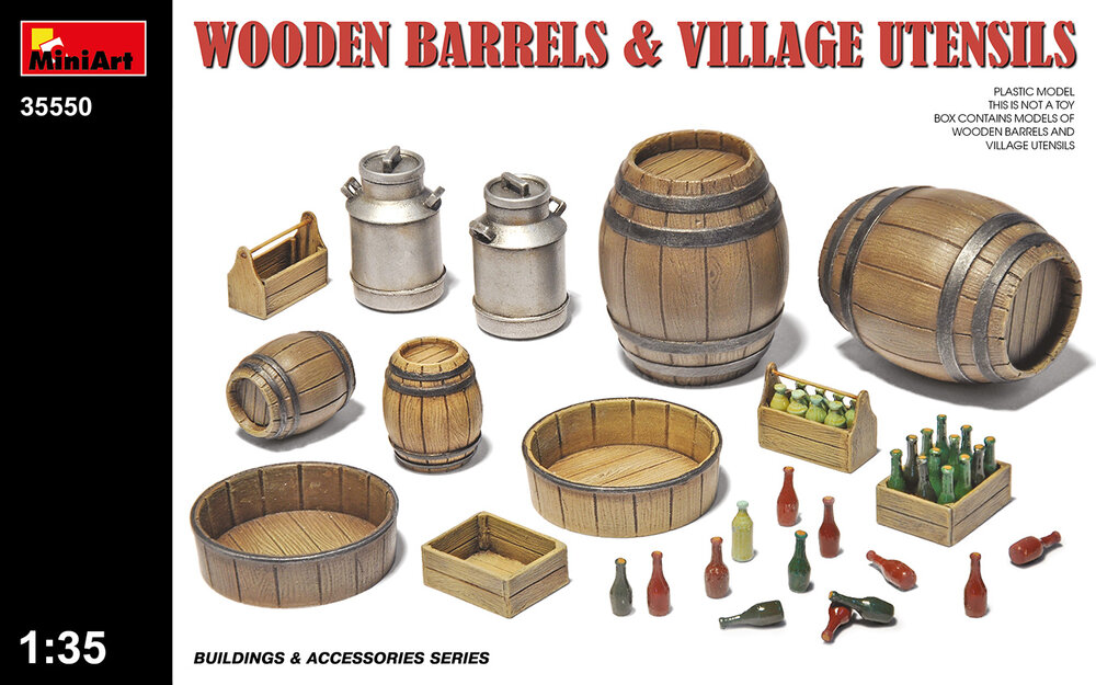 Wooden Barrels & Village Uten. 1/35