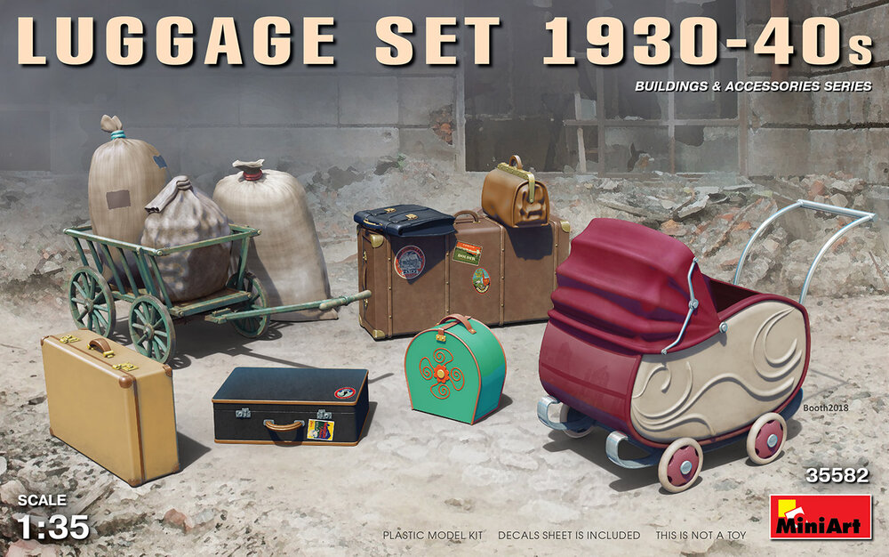 Luggage Set 1930-40 1/35