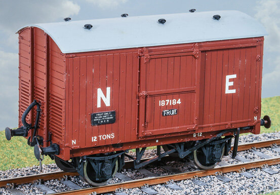 LNER 12 Ton Fruit Van (1)