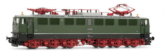 Electric locomotive class E251 009, green-red, DR, epoch III
