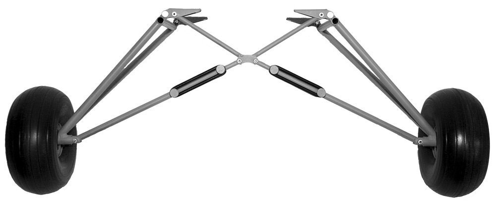 GIANT SCALE CUB GEAR