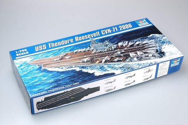 USS CVN-71 ROOSEVELT1:700