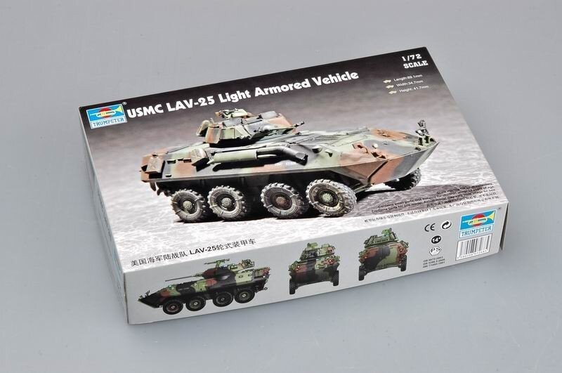USMC LAV-25 8X8 1:72
