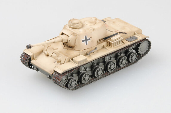 PZ.KPFW.756(R) 22ND. 1:72 (1)
