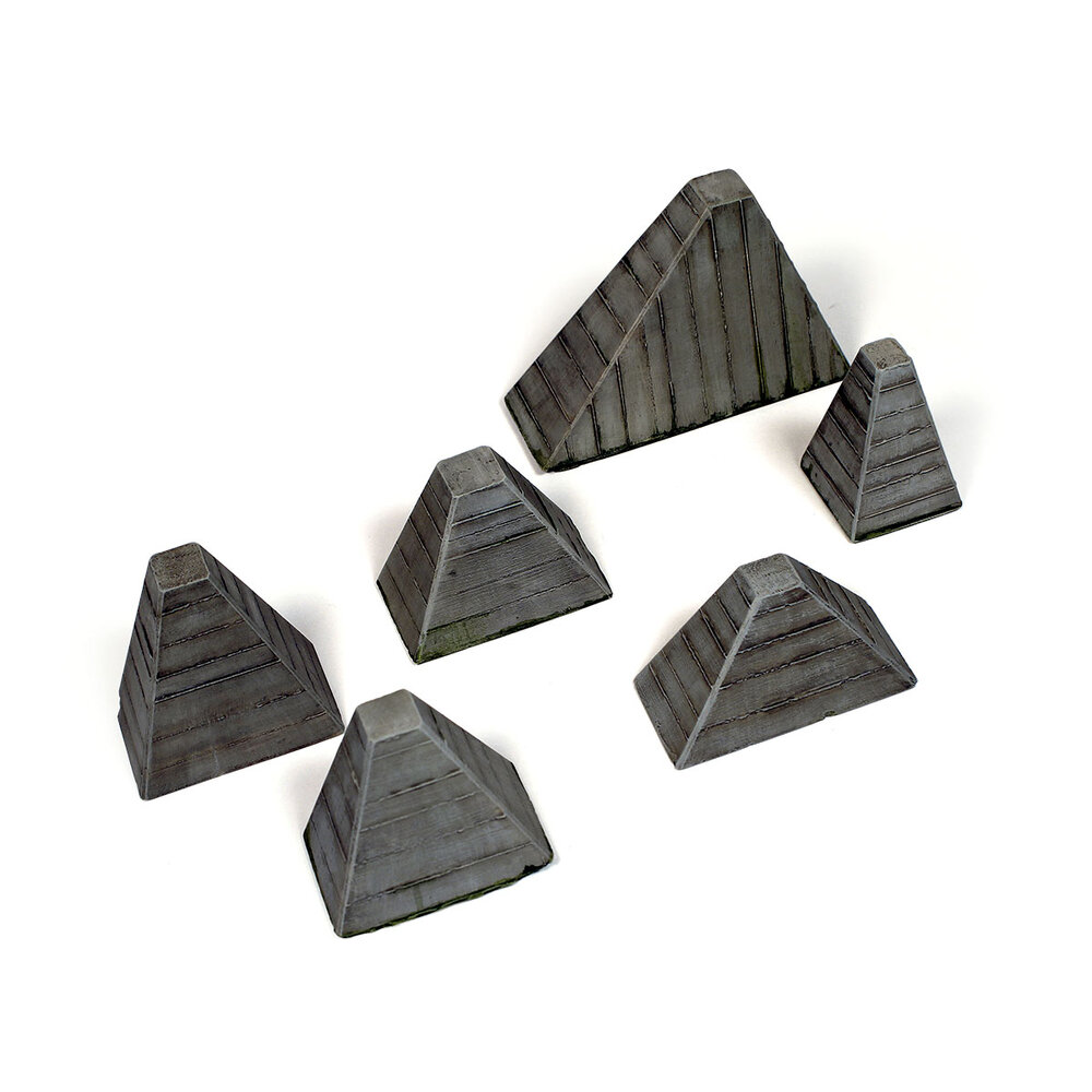 Höckerhindernis (Anti-Tank Barriers)