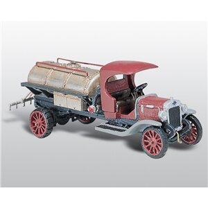 TANK TRUCK DIAMOND T